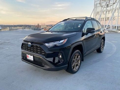 Certified 2024 Toyota RAV4 AWD Hybrid image 3