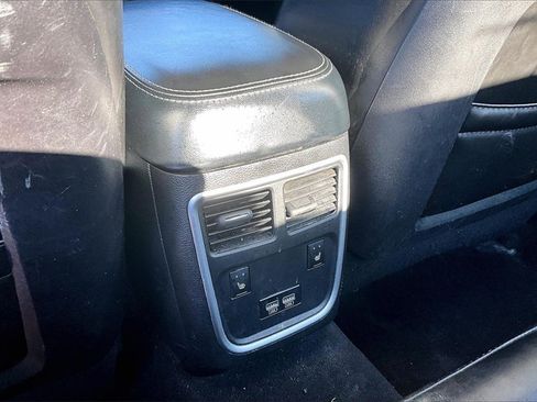 Used 2021 Dodge Charger SXT w/ Leather Interior Group image 28