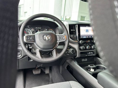 Used 2025 RAM 1500 Big Horn AWD/4WD image 17