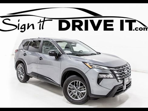 Used 2024 Nissan Rogue S image 1