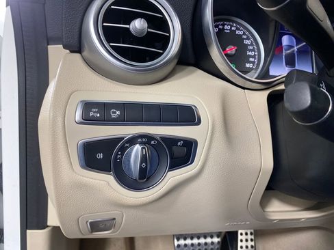 Used 2018 Mercedes-Benz C 300 Cabriolet image 17