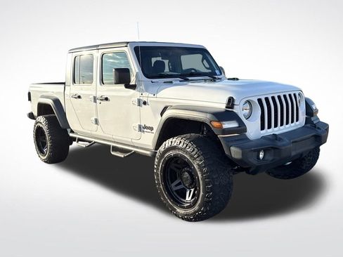 Used 2020 Jeep Gladiator Sport w/ Quick Order Package 24S image 8