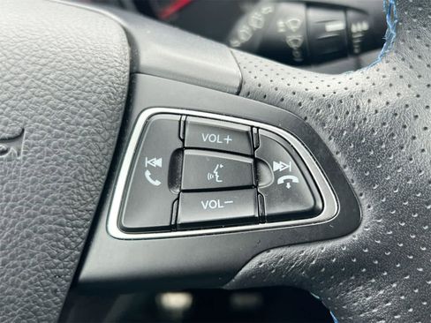 Used 2018 Ford Focus RS image 25