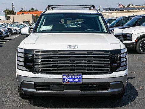 New 2026 Hyundai Palisade SEL Premium FWD image 2