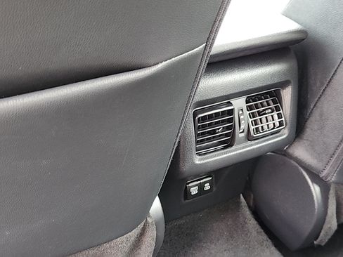 Certified 2025 Toyota Camry SE FWD image 24