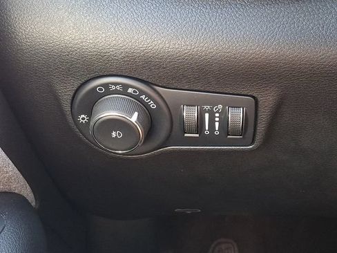 Used 2024 Jeep Compass Latitude AWD/4WD image 24