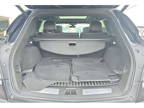 Certified 2023 Cadillac XT5 Sportv image 10