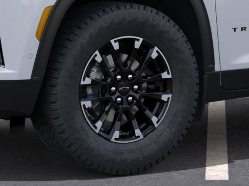 New 2026 Chevrolet Traverse Z71 AWD/4WD image 9