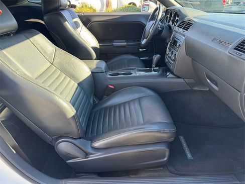 Used 2013 Dodge Challenger R/T Plus image 20