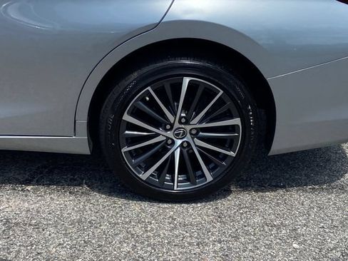 Certified 2023 Lexus ES 250 w/ Premium Package AWD/4WD image 12