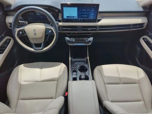 Used 2025 Lincoln Corsair FWD image 21