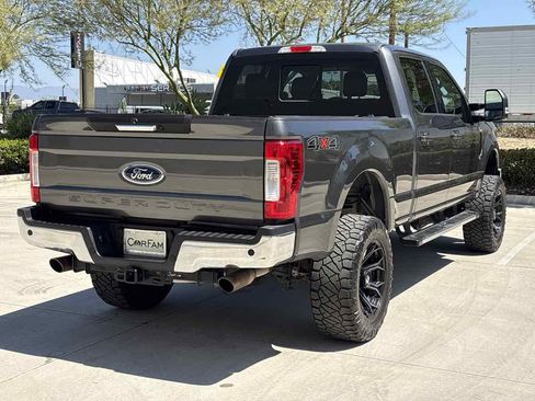 Used 2019 Ford F250 Lariat w/ Lariat Value Package AWD/4WD image 3