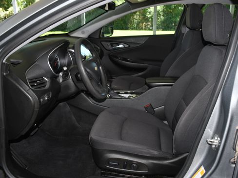 Used 2023 Chevrolet Malibu LT image 7