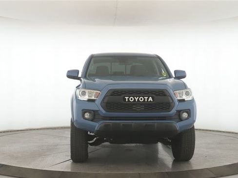 Used 2019 Toyota Tacoma SR5 image 12