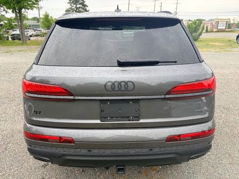 Used 2025 Audi Q7 3.0T Premium Plus AWD/4WD image 4