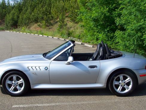 Used 2000 BMW Z3 2.5i RWD image 20