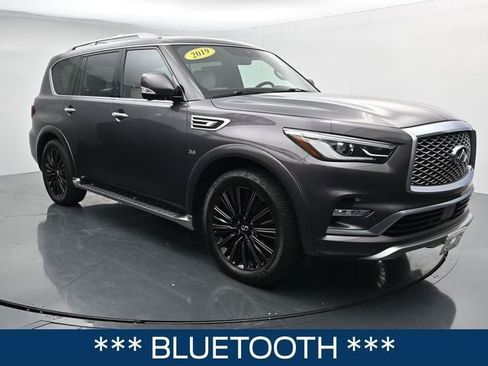 Used 2019 INFINITI QX80 Limited w/ All-Season Package AWD/4WD image 2