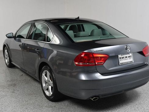 Used 2012 Volkswagen Passat 2.5 SE FWD image 9