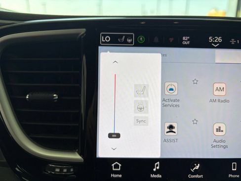 Used 2025 Chrysler Pacifica Select FWD image 10