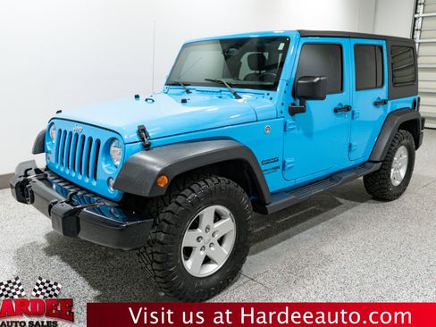 Used 2018 Jeep Wrangler Unlimited Sport S image 2