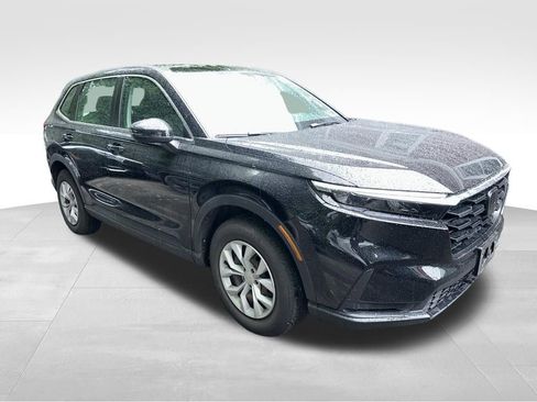 Used 2023 Honda CR-V LX image 2