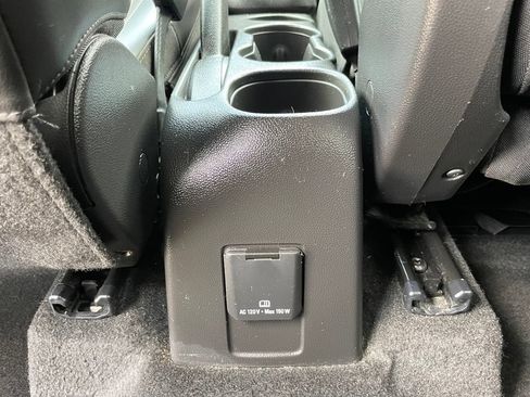 Used 2022 Chevrolet Trax LT FWD image 28
