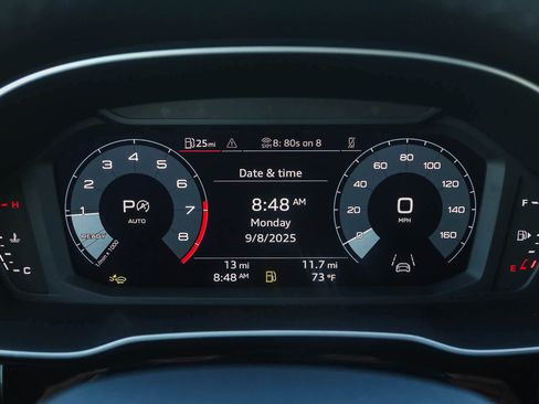 New 2025 Audi Q3 2.0T Premium image 38