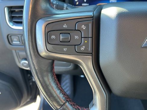 Used 2022 Chevrolet Suburban RST w/ Luxury Package image 21