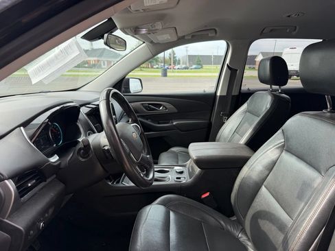 Used 2018 Chevrolet Traverse LT AWD/4WD image 9
