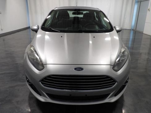 Used 2019 Ford Fiesta SE w/ Equipment Group 201A image 2