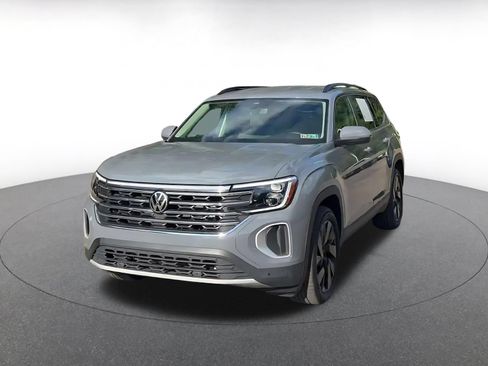 Used 2026 Volkswagen Atlas SE FWD image 5