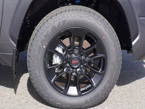 New 2025 Toyota Tundra Limited image 5