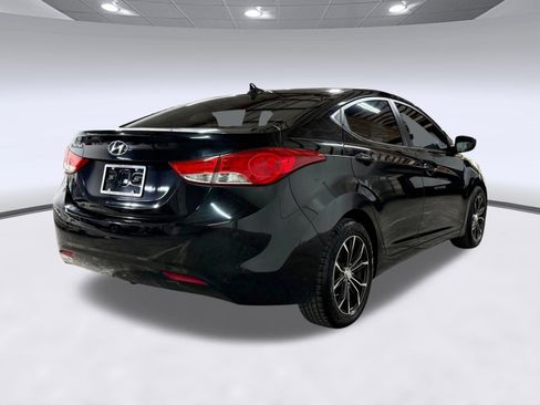 Used 2012 Hyundai Elantra GLS w/ Preferred Pkg 3 image 9