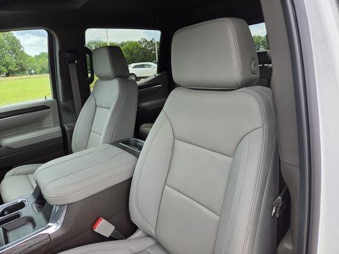 New 2026 GMC Sierra 1500 SLT AWD/4WD image 11