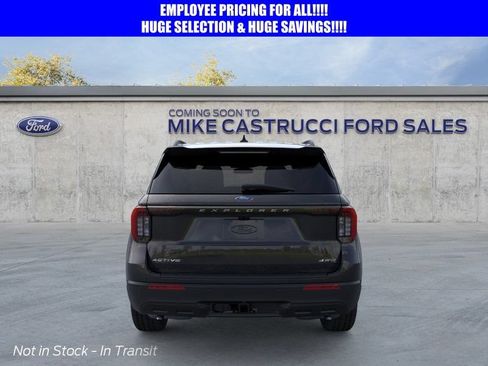 New 2026 Ford Explorer Active AWD/4WD image 5