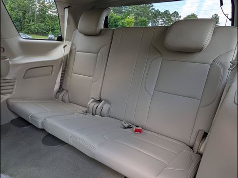 Used 2017 GMC Yukon Denali w/ Open Road Package AWD/4WD image 14