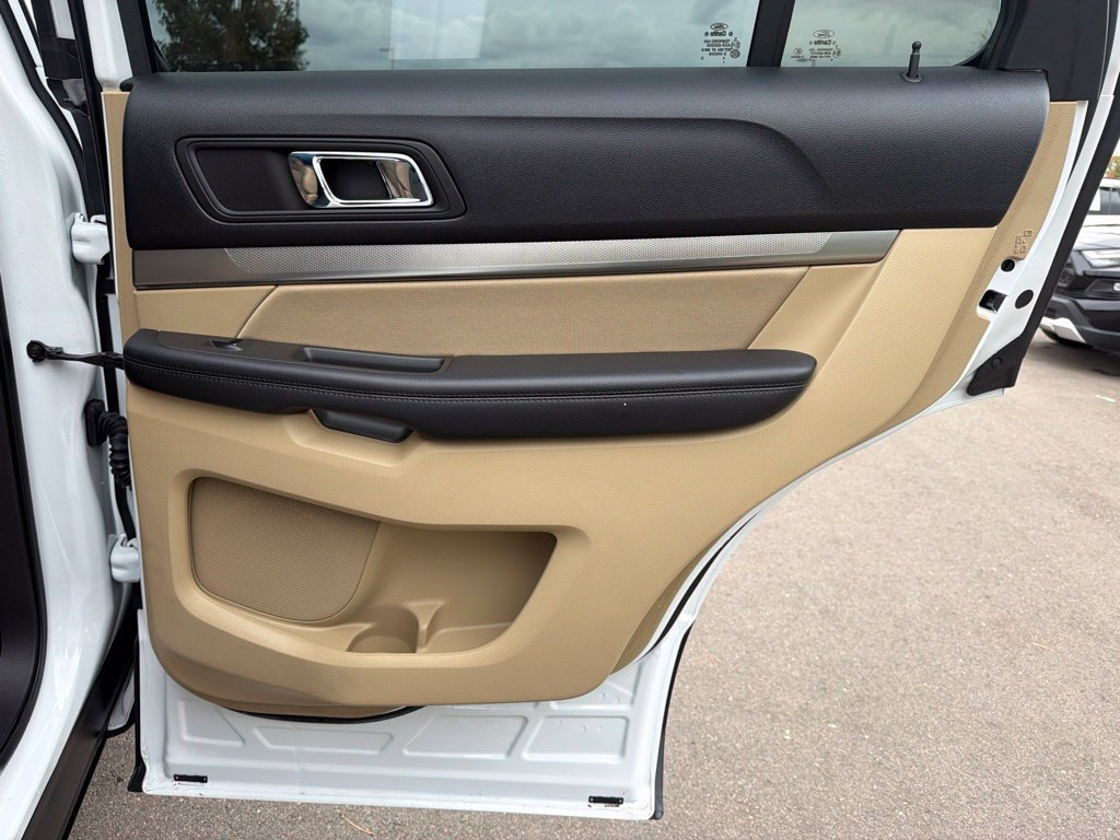 Used 2017 Ford Explorer FWD image 14