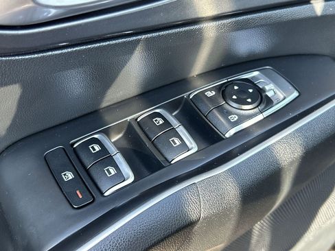 Used 2022 Kia Sorento LX FWD image 18