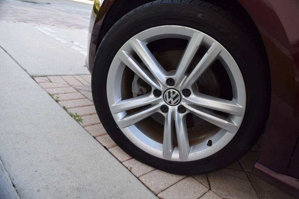 Used 2014 Volkswagen Passat TDI SE FWD image 84