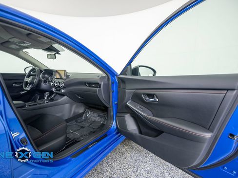 Used 2024 Nissan Sentra SR FWD image 38