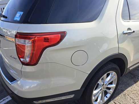 Used 2018 Ford Explorer Limited w/ Equipment Group 301A image 18