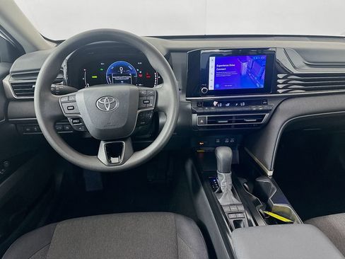 Certified 2025 Toyota Camry LE FWD image 22