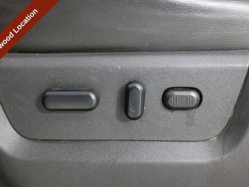 Used 2012 Ford F350 Lariat w/ Lariat Ultimate Pkg AWD/4WD image 25