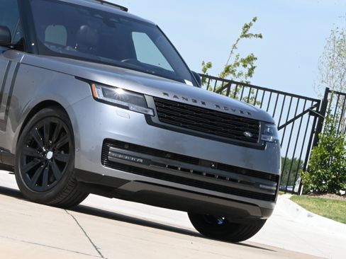Used 2023 Land Rover Range Rover SE AWD/4WD image 38