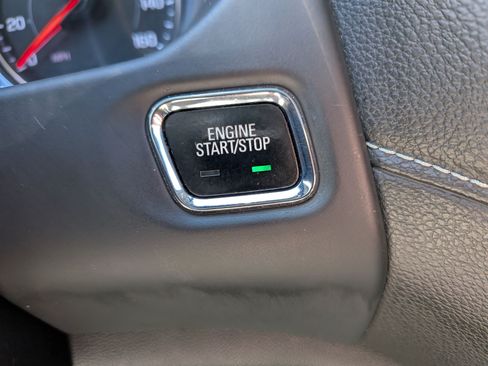 Used 2020 GMC Acadia SLT AWD/4WD image 22