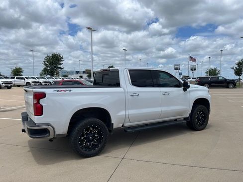 Used 2021 Chevrolet Silverado 1500 LTZ w/ LTZ Convenience Package II AWD/4WD image 5