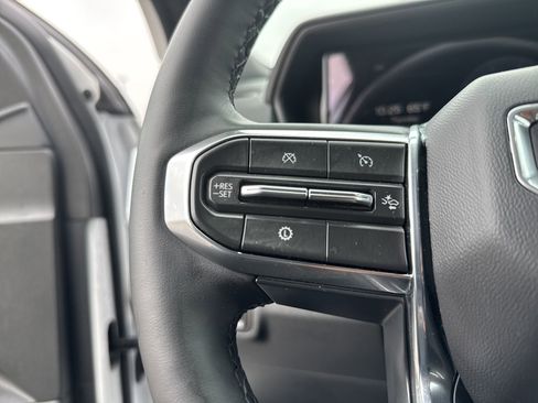 Used 2026 GMC Terrain Elevation w/ Elevation Premium Package image 19