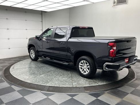 Certified 2024 Chevrolet Silverado 1500 LT AWD/4WD image 2