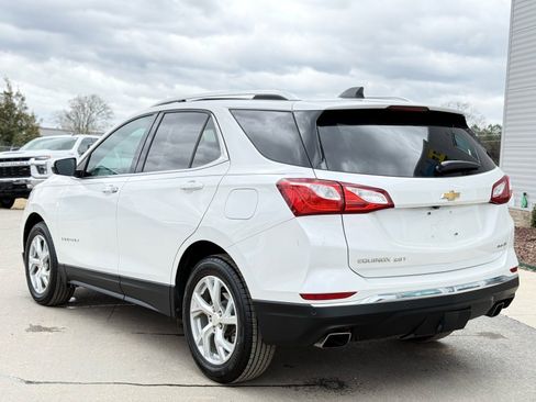 Used 2018 Chevrolet Equinox LT w/ Sun & Infotainment Package AWD/4WD image 9