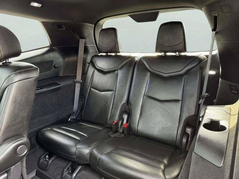 Used 2024 Cadillac XT6 Sport w/ Technology Package AWD/4WD image 39